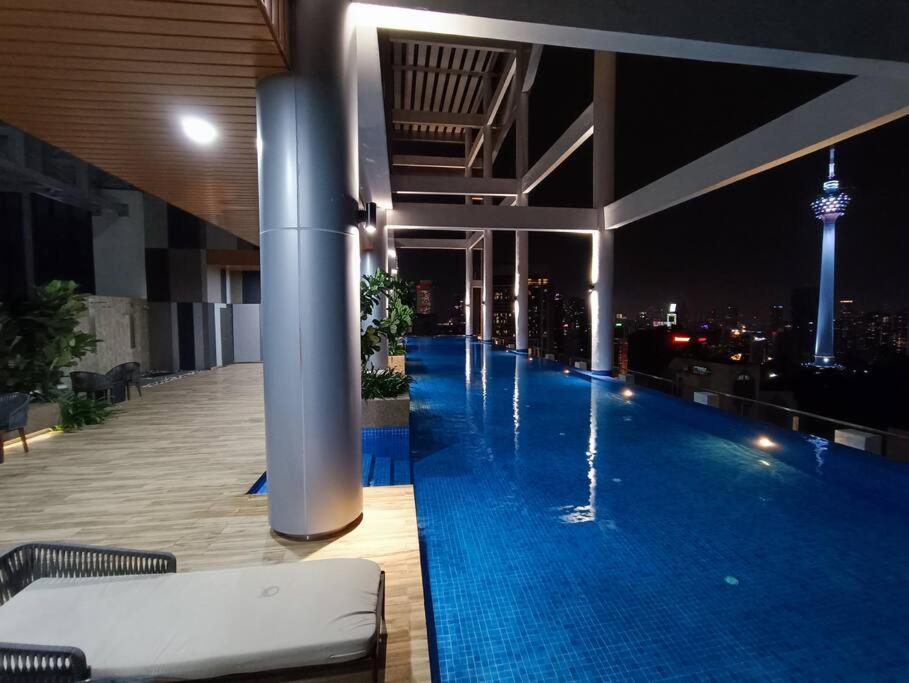 Cl 27A Insta Klcc View & Infinity Pool View Kuala Lumpur Exterior foto