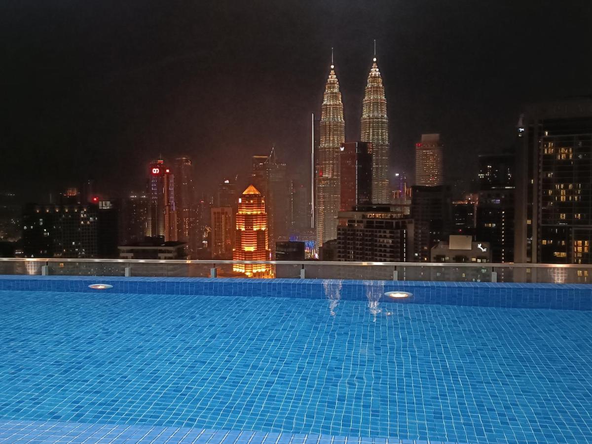 Cl 27A Insta Klcc View & Infinity Pool View Kuala Lumpur Exterior foto