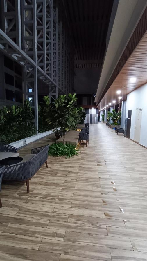 Cl 27A Insta Klcc View & Infinity Pool View Kuala Lumpur Exterior foto